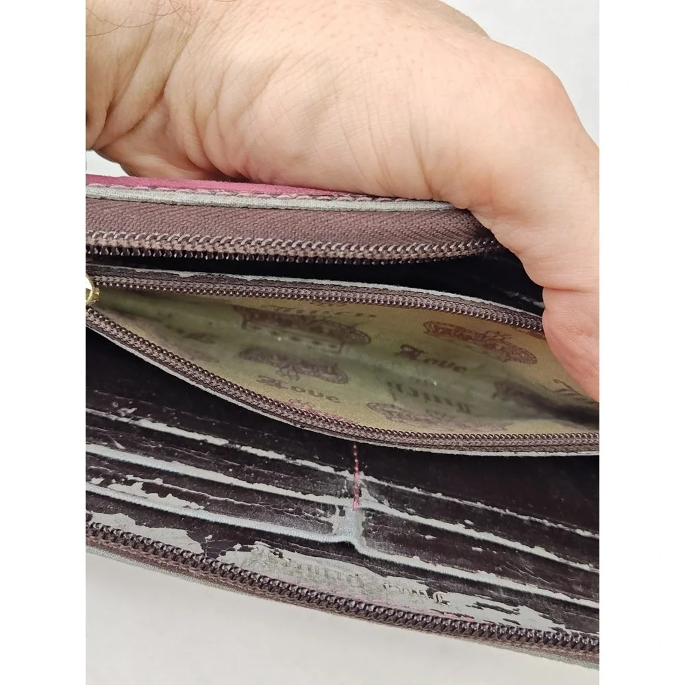 Juicy Couture Women's Pink crest Soft velour wallet Folding Credit Card‎ Money
